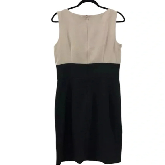 Studio One New York Modern Cut Gold Chain Detail Dress Size 12 - Picture 2 of 6